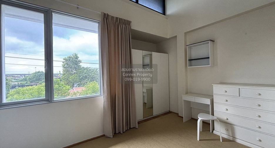 For sale 4 bedrooms house in Prawet, Bangkok