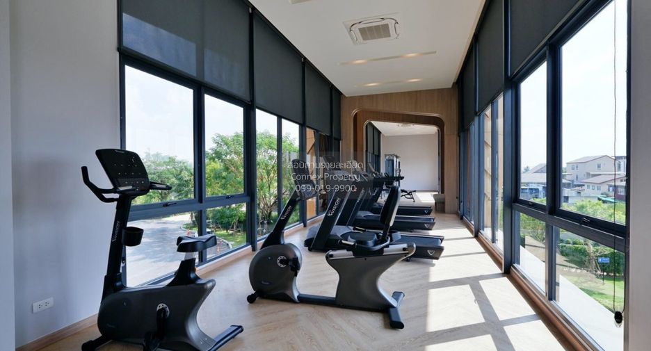 For sale 4 bedrooms house in Taling Chan, Bangkok