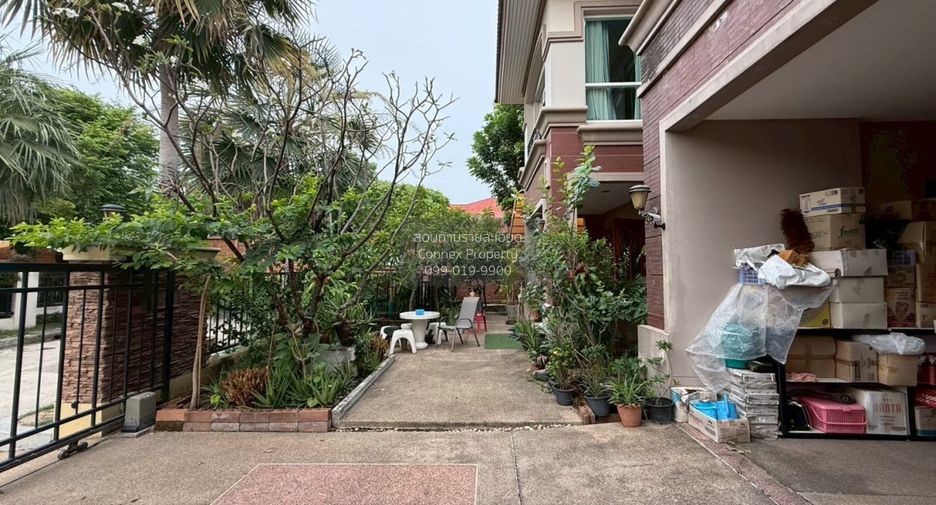 Haus zum Kauf mit 4 Zimmer in Bang Khae, Bangkok