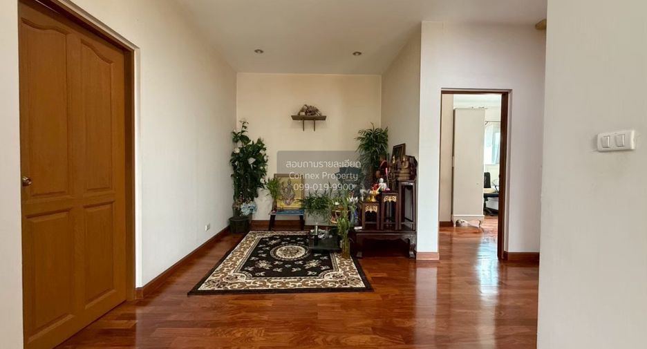 Haus zum Kauf mit 4 Zimmer in Bang Khae, Bangkok