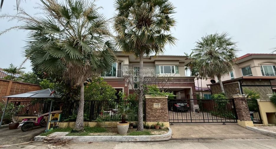 Haus zum Kauf mit 4 Zimmer in Bang Khae, Bangkok