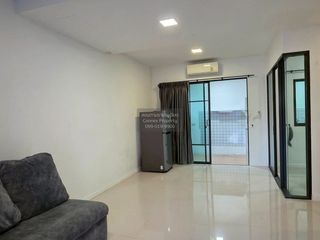 For sale 3 bedrooms townhouse in Bang Khen, Bangkok
