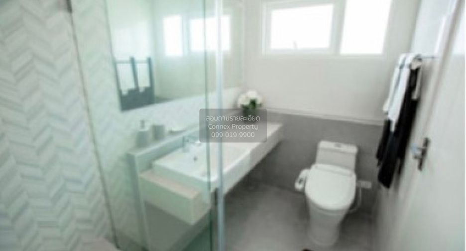 For sale 3 bedrooms house in Khlong Sam Wa, Bangkok