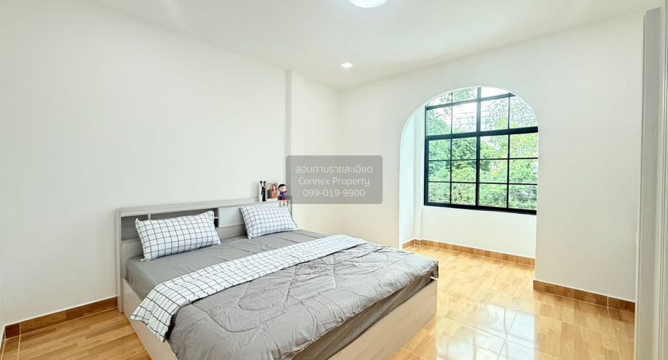 Reihenhaus zum Kauf mit 2 Zimmer in Nong Chok, Bangkok