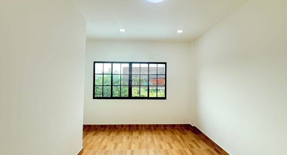 Reihenhaus zum Kauf mit 2 Zimmer in Nong Chok, Bangkok
