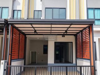 For sale 2 bedrooms townhouse in Lat Krabang, Bangkok