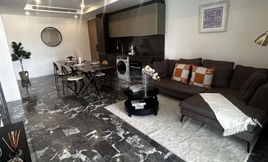 Condo en venta de 2 habitaciones en Khlong Toei, Bangkok