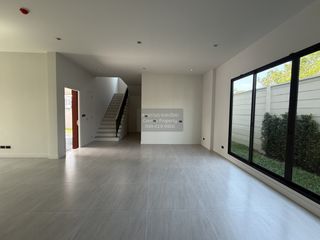 For sale 5 ベッドルーム house in Bang Na, Bangkok