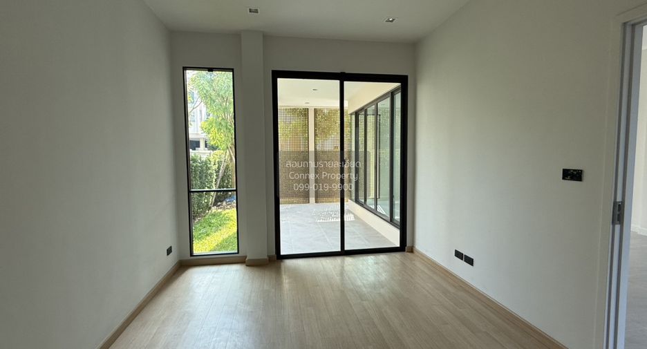 For sale 5 bedrooms house in Bang Na, Bangkok