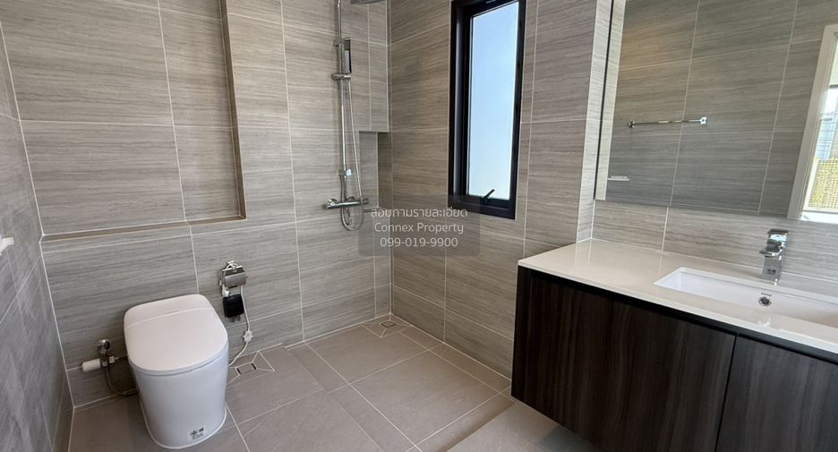For sale 5 bedrooms house in Bang Na, Bangkok