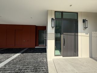 For sale 5 ベッドルーム house in Bang Na, Bangkok