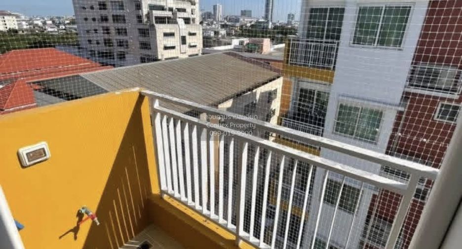For sale 1 bed condo in Bang Na, Bangkok