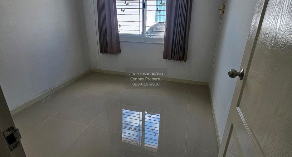 For sale 2 bedrooms townhouse in Bang Phli, Samut Prakan