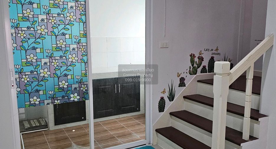 For sale 2 bedrooms townhouse in Bang Phli, Samut Prakan
