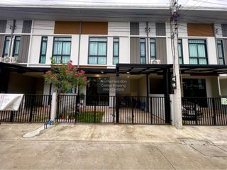 For sale 3 bedrooms townhouse in Lat Lum Kaeo, Pathum Thani