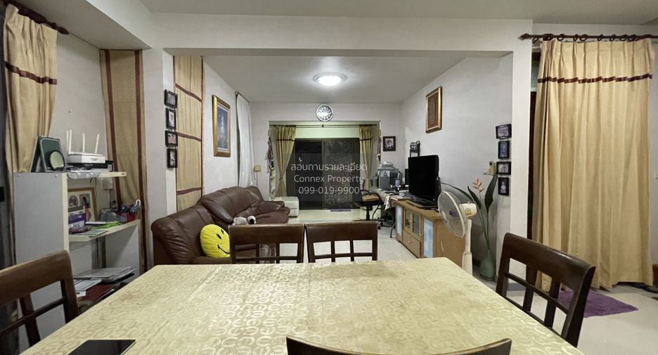 For sale 4 bedrooms house in Mueang Pathum Thani, Pathum Thani