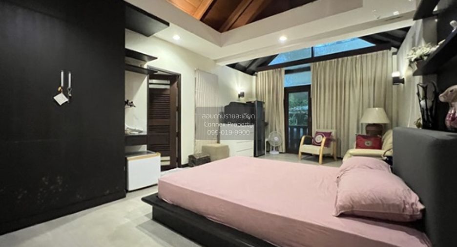 For sale 5 bedrooms house in Khlong Luang, Pathum Thani