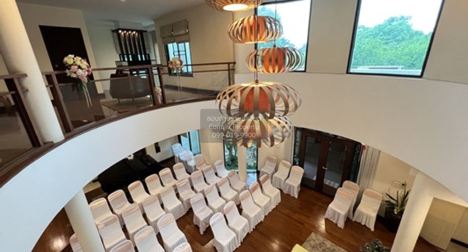 For sale 5 bedrooms house in Khlong Luang, Pathum Thani
