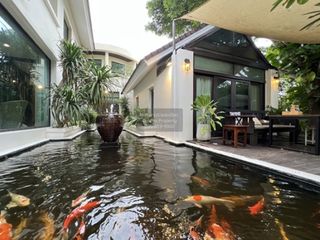 For sale 5 bedrooms house in Khlong Luang, Pathum Thani