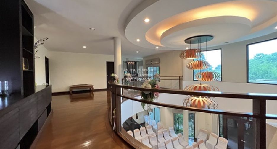 For sale 5 bedrooms house in Khlong Luang, Pathum Thani