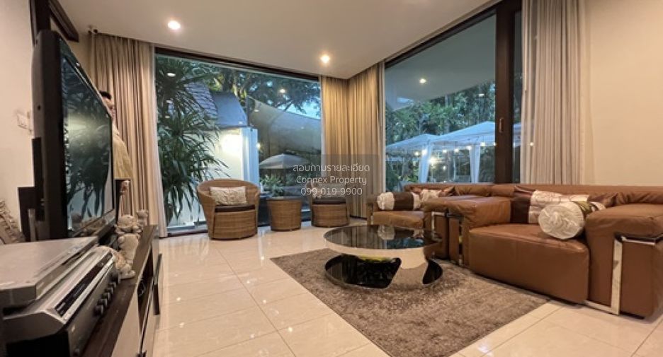 For sale 5 bedrooms house in Khlong Luang, Pathum Thani