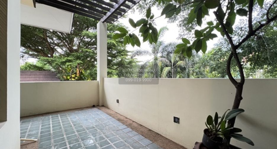 For sale 5 bedrooms house in Khlong Luang, Pathum Thani