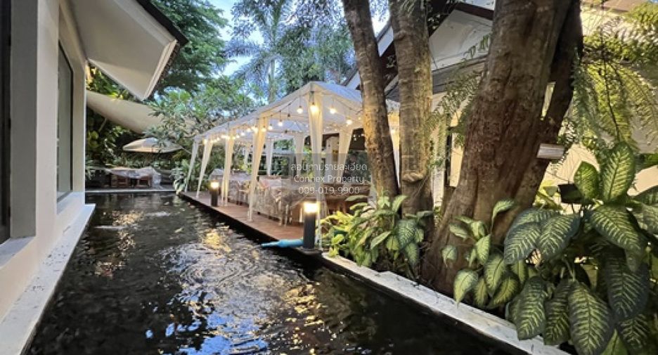 For sale 5 bedrooms house in Khlong Luang, Pathum Thani
