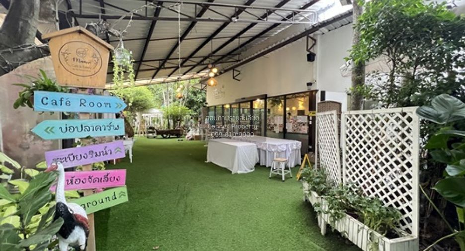 For sale 5 bedrooms house in Khlong Luang, Pathum Thani