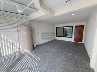 For sale 2 bedrooms townhouse in Lat Phrao, Bangkok