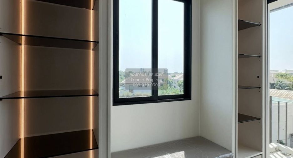 For sale 4 bedrooms house in Prawet, Bangkok