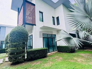 For sale 3 bedrooms house in Taling Chan, Bangkok