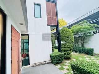 For sale 3 bedrooms house in Taling Chan, Bangkok