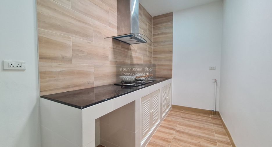 For sale 2 bedrooms townhouse in Khlong Sam Wa, Bangkok