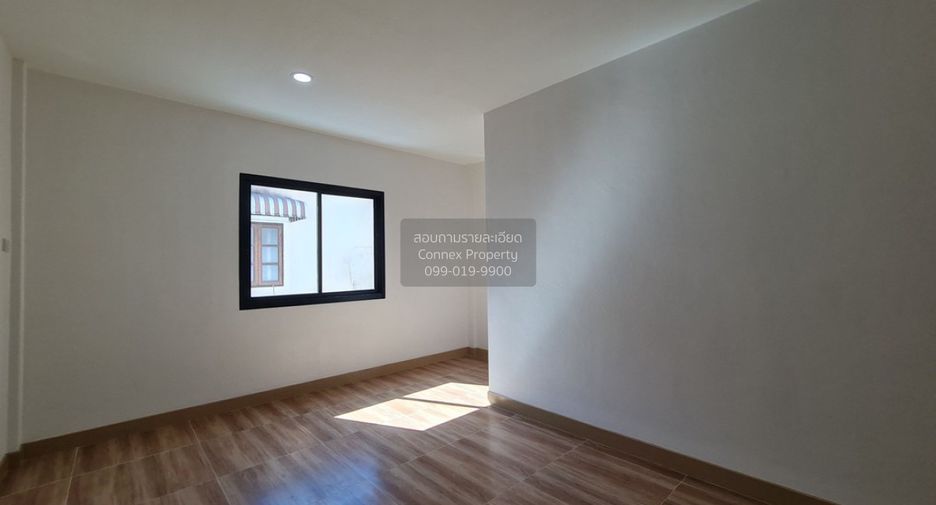 For sale 2 bedrooms townhouse in Khlong Sam Wa, Bangkok