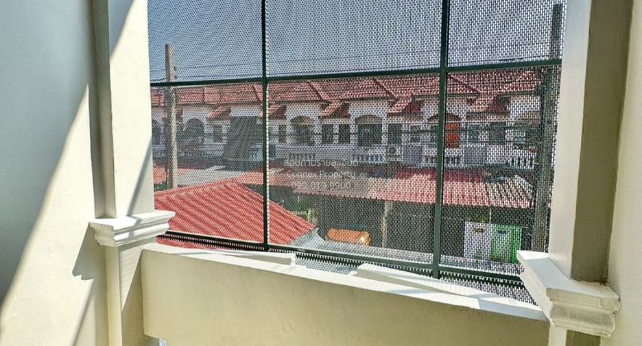 For sale 2 bedrooms townhouse in Bang Bua Thong, Nonthaburi