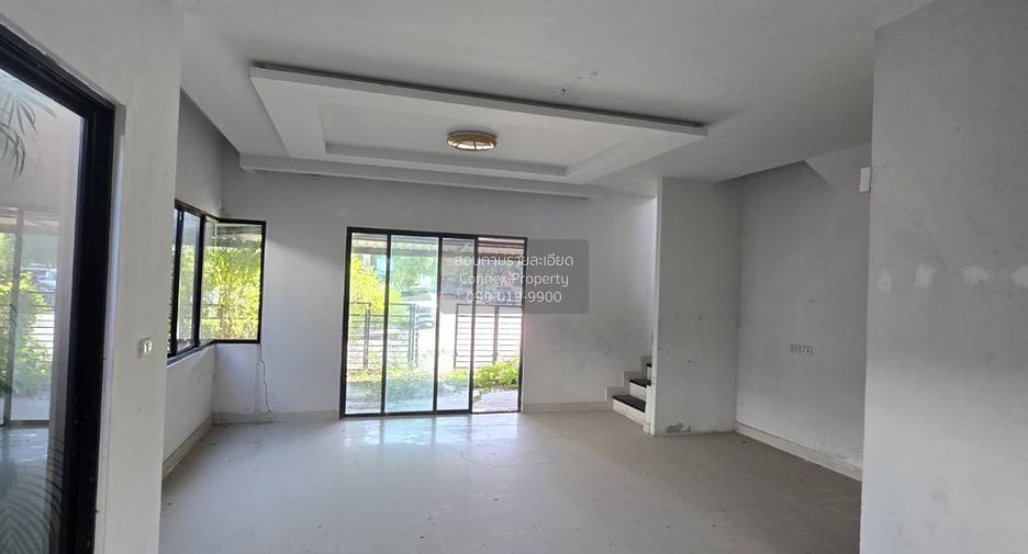 For sale 3 bedrooms house in Lam Luk Ka, Pathum Thani