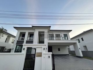 For rent 4 bedrooms house in Taling Chan, Bangkok