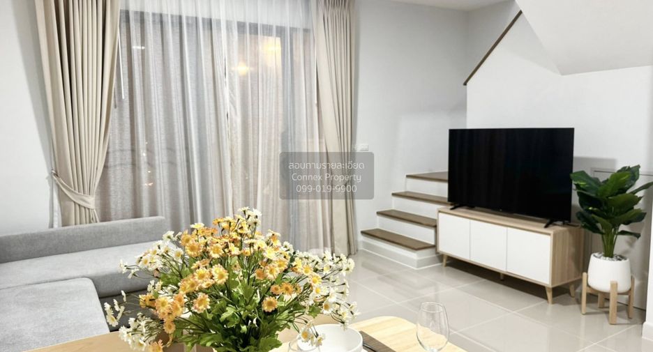 For rent 3 bedrooms townhouse in Bang Phli, Samut Prakan