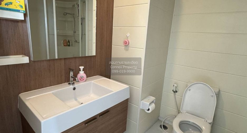 For rent 2 bedrooms condo in Khlong San, Bangkok
