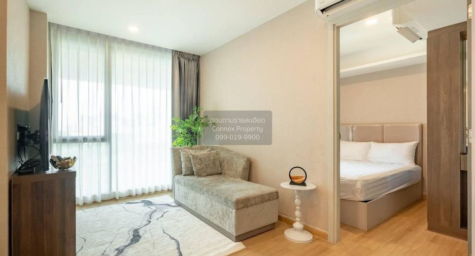 For rent 2 bedrooms condo in Huai Khwang, Bangkok