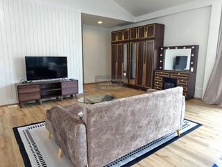 For rent 5 bedrooms house in Bang Kapi, Bangkok