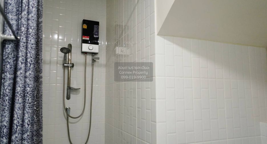 For rent 4 bedrooms townhouse in Bang Phli, Samut Prakan