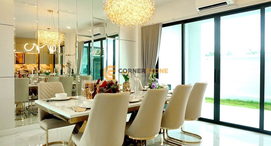 Haus zum Kauf mit 5 Zimmer in Bang Lamung, Chonburi