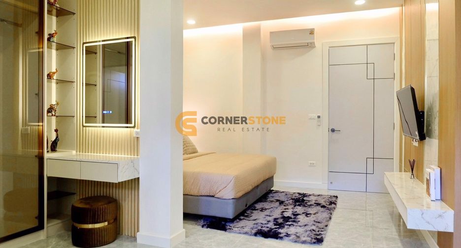 Haus zum Kauf mit 5 Zimmer in Bang Lamung, Chonburi
