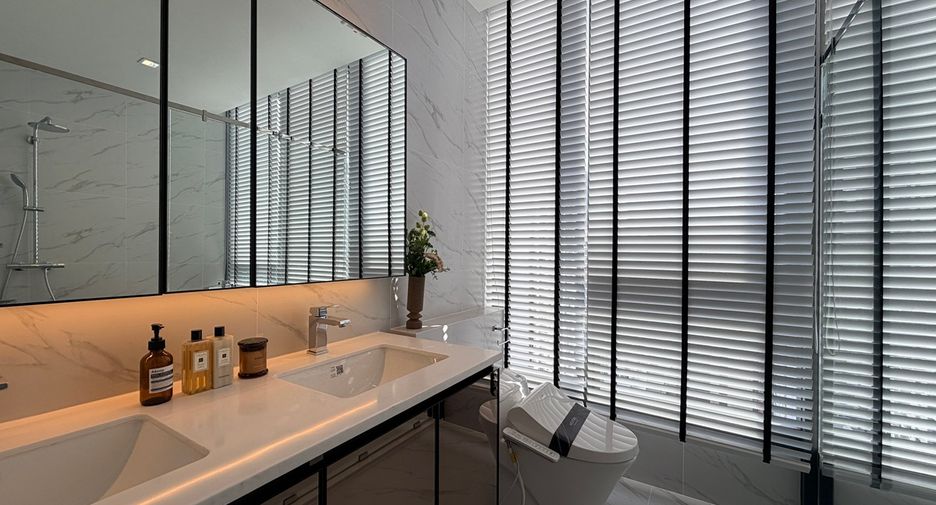 Condo en venta de 2 habitaciones en Watthana, Bangkok