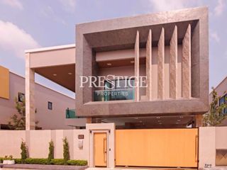 Casa en alquiler de 3 habitaciones en Bang Lamung, Chonburi