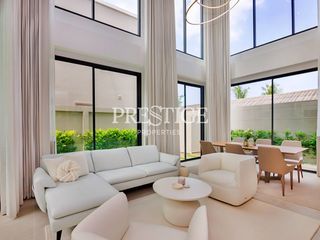 Casa en alquiler de 3 habitaciones en Bang Lamung, Chonburi