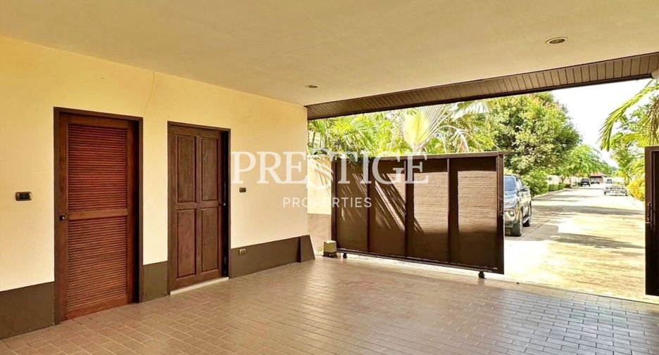 Продажа 3 спальни дом в Huay Yai, Паттайя