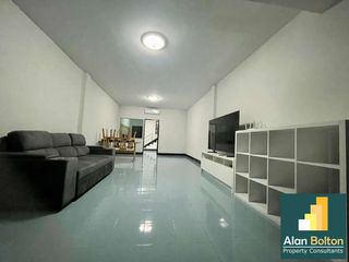 For Rent 2 Bedroom Townhouse In Bang Lamung, Chonburi