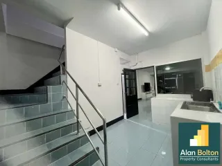 For rent 2 bedrooms townhouse in Bang Lamung, Chonburi